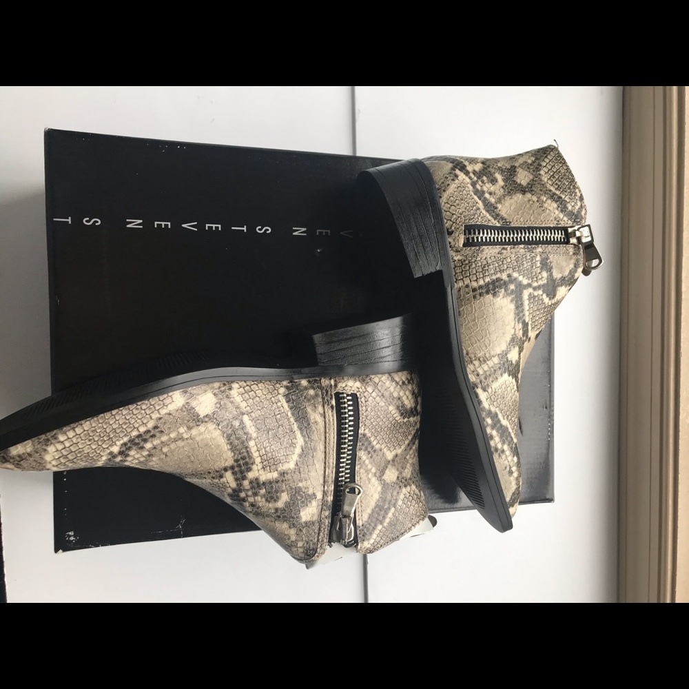Steven by Steve Madden Hickory Leather Boots